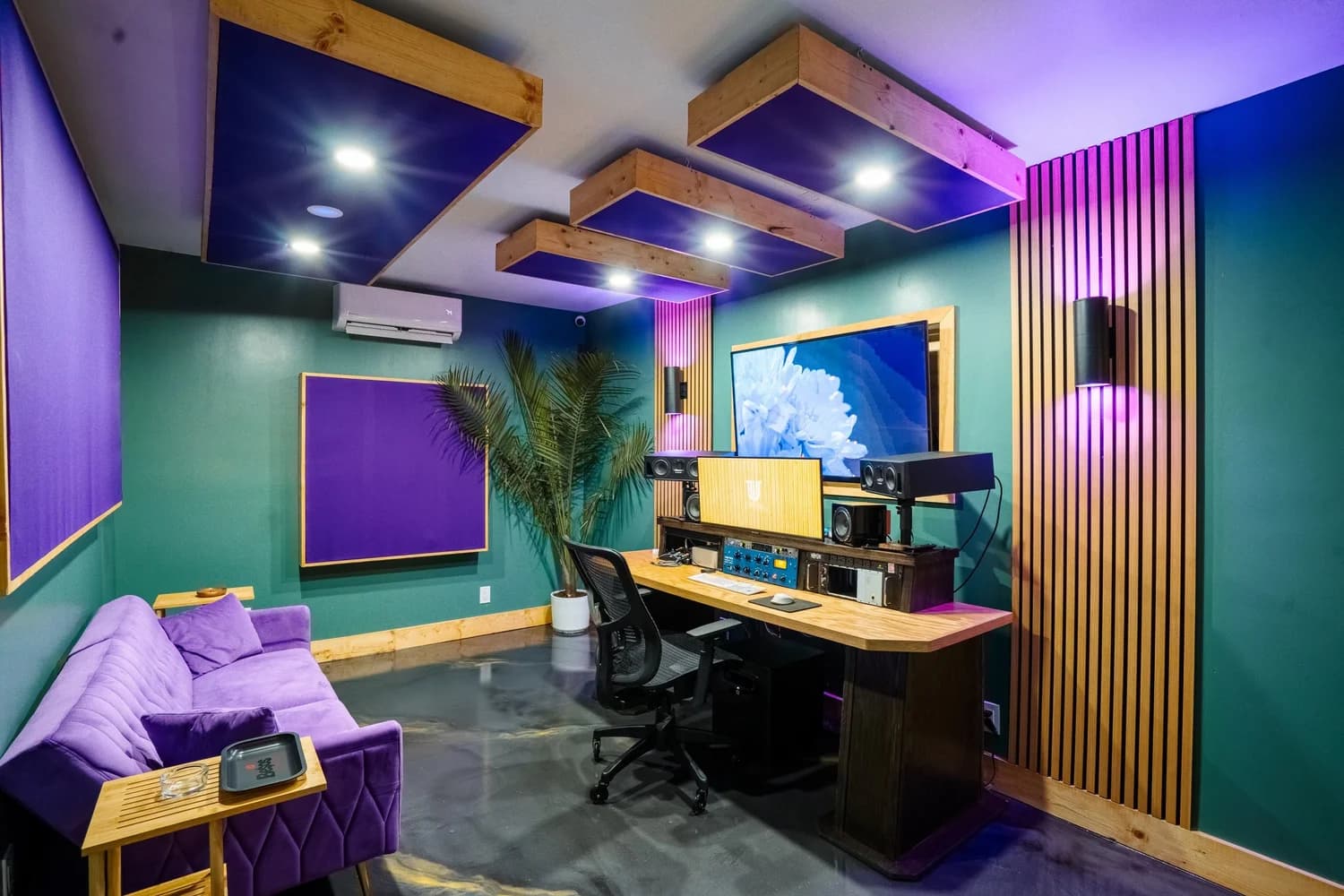 Aux Cord Passport session at Basswood Studios in Iris Room