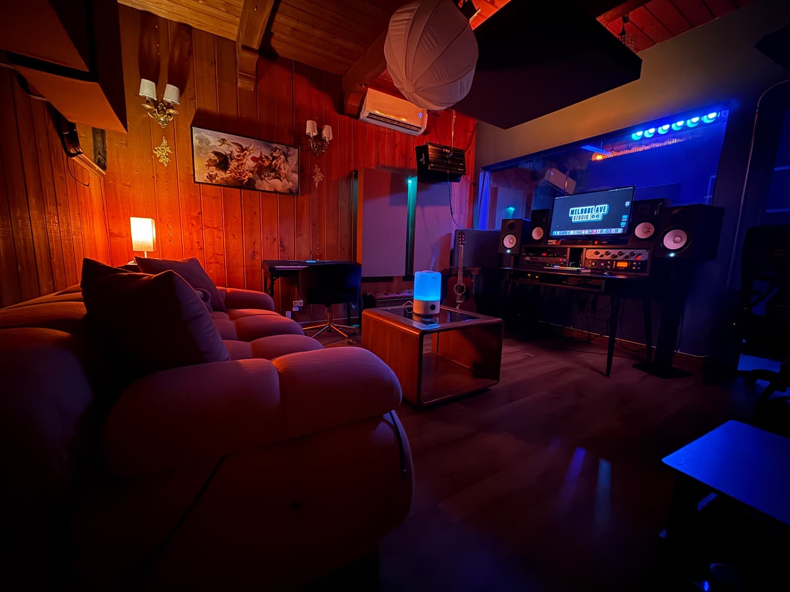 Saturday Night Vibes @ Melrose Ave Studio